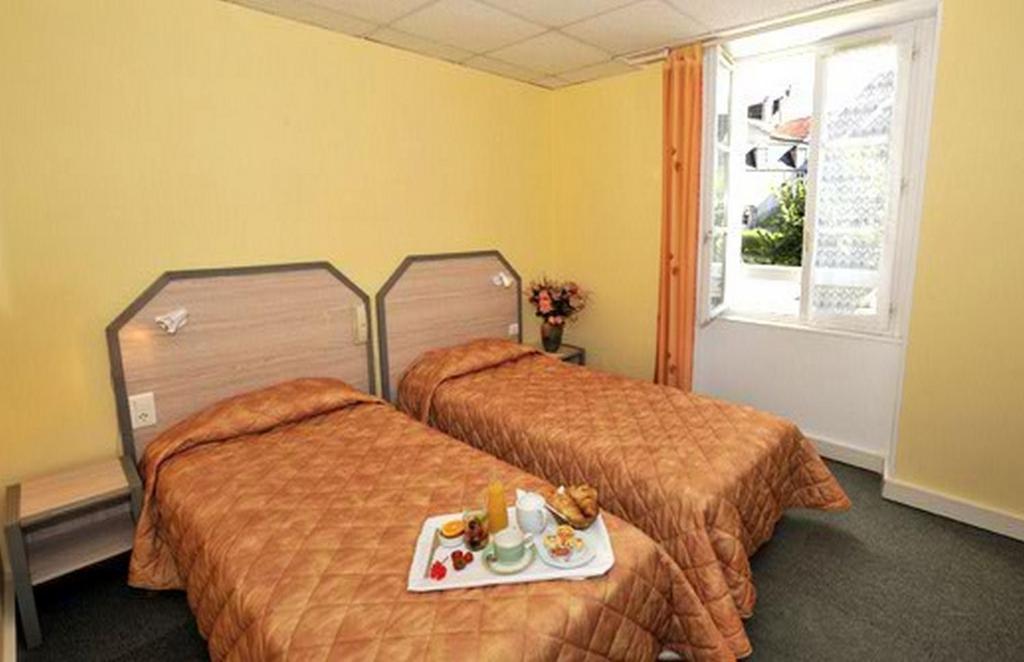 Le Compostelle Hotel Vézelay Quarto foto