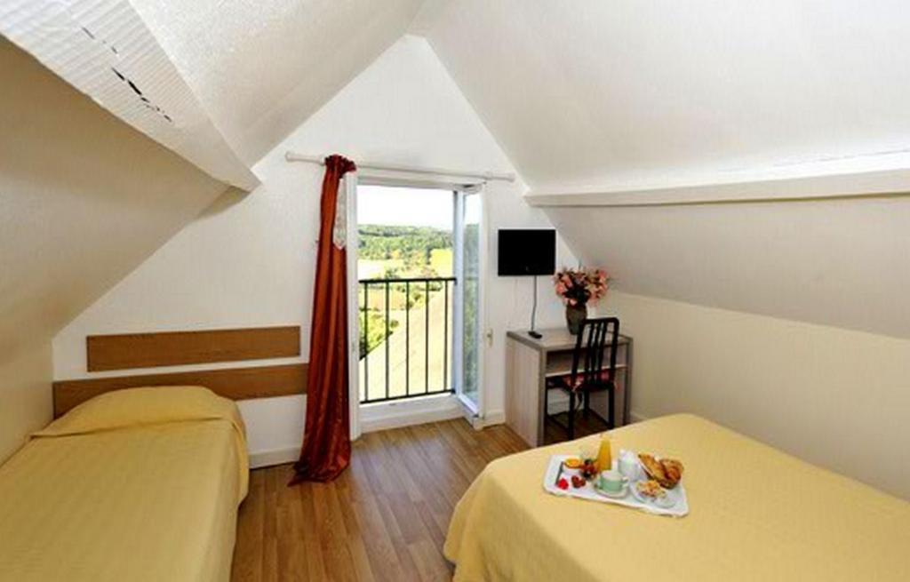 Le Compostelle Hotel Vézelay Quarto foto