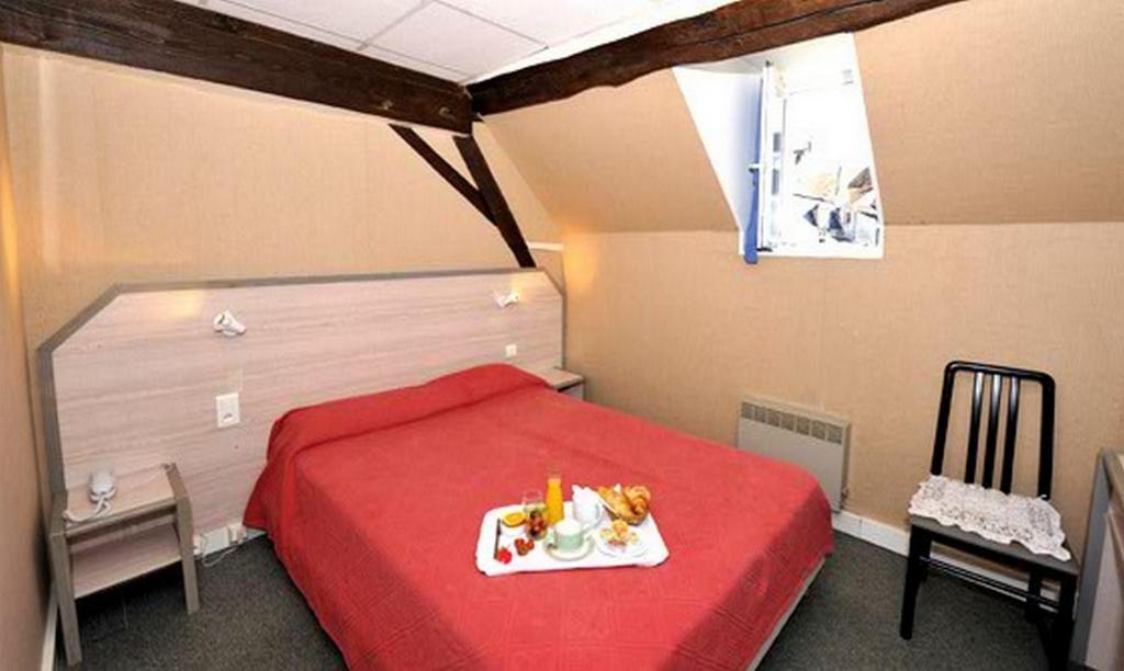 Le Compostelle Hotel Vézelay Quarto foto